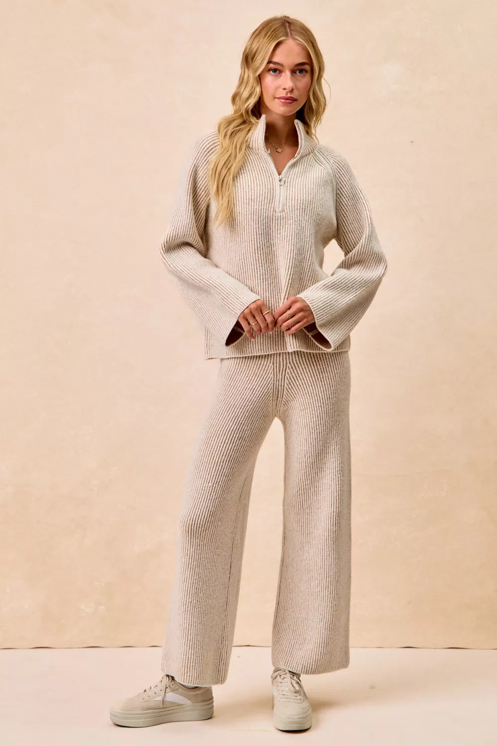 BiBi Two Tone Rib Texured Knit Collared Top with Zip Up - Godess beauty 