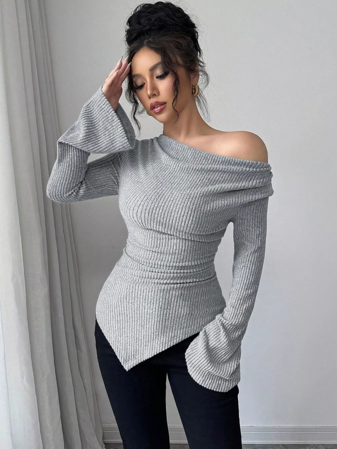 Cowl Neck Flare Sleeve Top - Godess beauty 