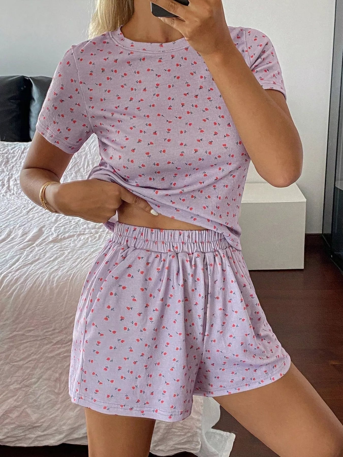 Floral Round Neck Top and Shorts Lounge Set - Godess beauty 