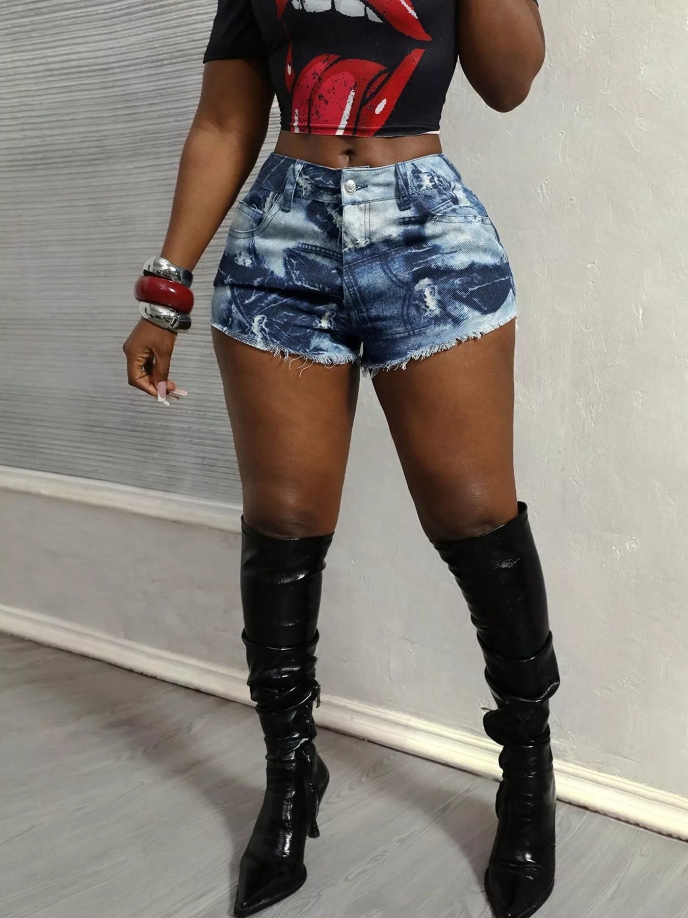 Raw Hem Denim Shorts - Godess beauty 