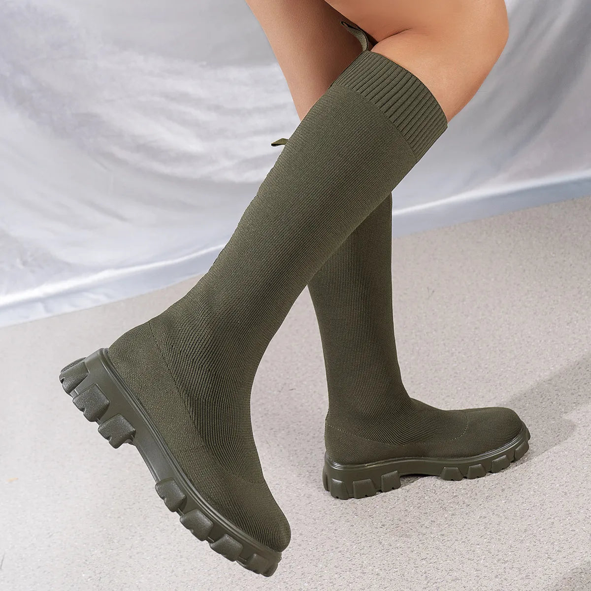 Round Toe Platform Boots - Godess beauty 