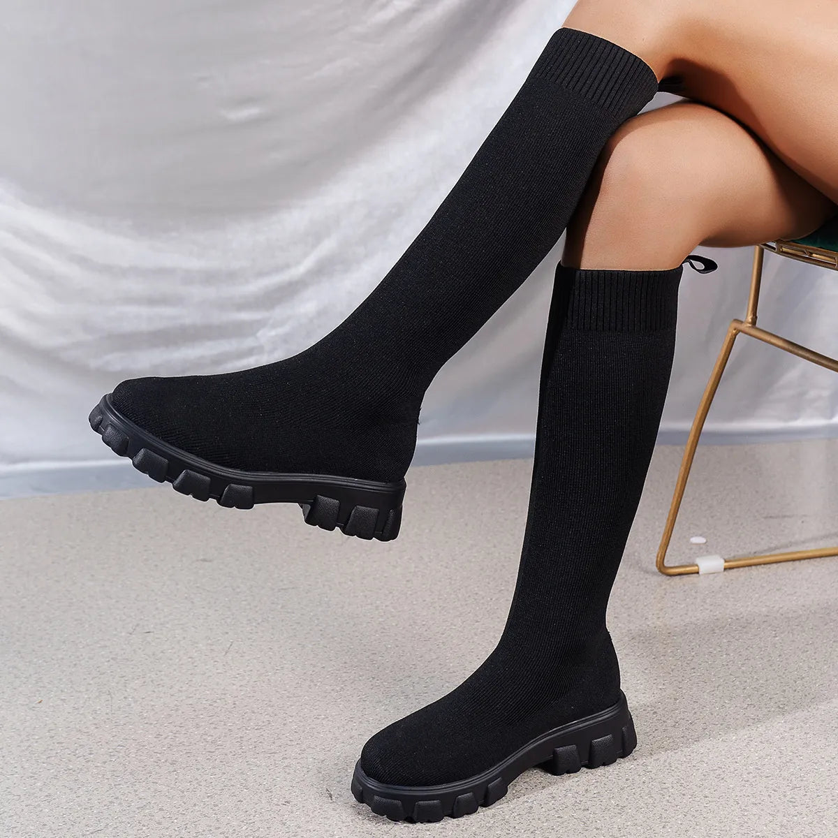 Round Toe Platform Boots - Godess beauty 