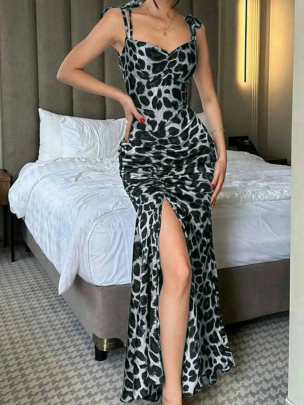 Ruched Slit Sweetheart Neck Cami Dress - Godess beauty 