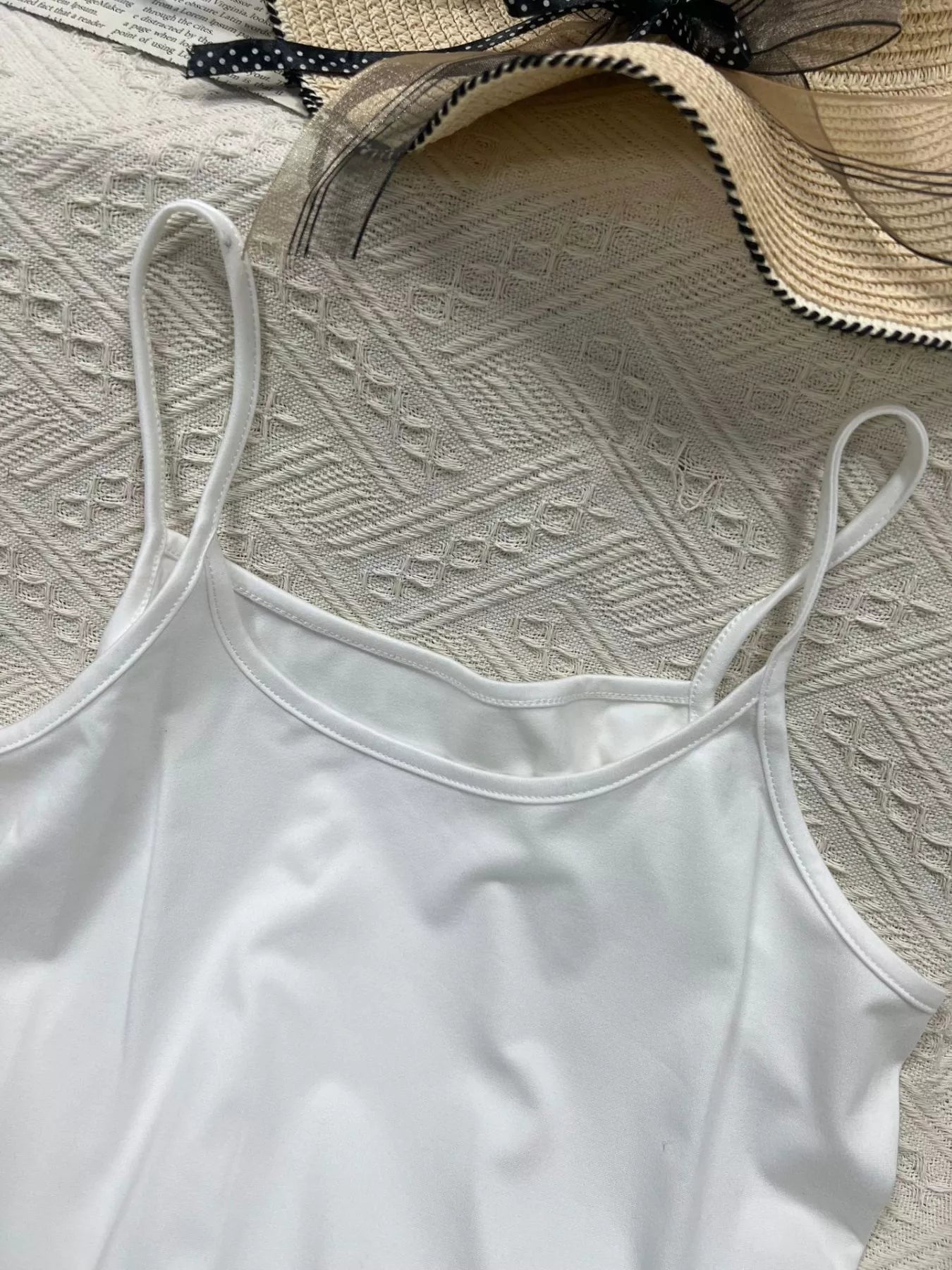 Solid Color Scoop Neck Cami - Godess beauty  #